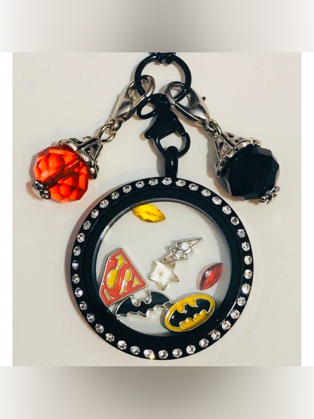 NEW Super Hero Living Locket Set